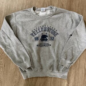 Gray Yellowstone National Park Crewneck sz S